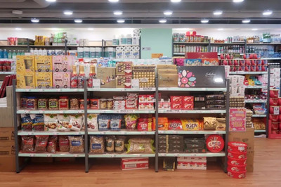 萌寵駕到！二手日用百貨巧變新春萌寵主題裝置